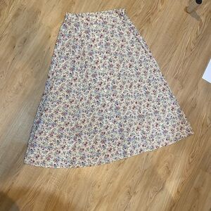 Elegant Floral Maxi Skirt in Cream and Red